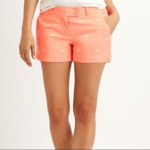 Vineyard vines day boat shorts. Peach/pink